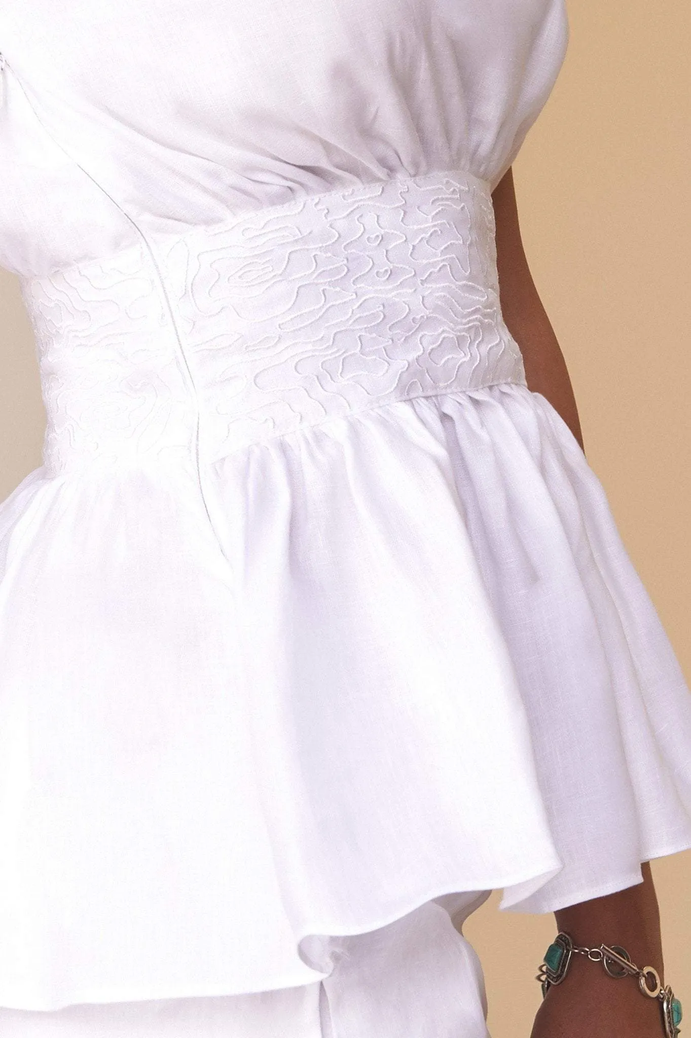 Adela | Top