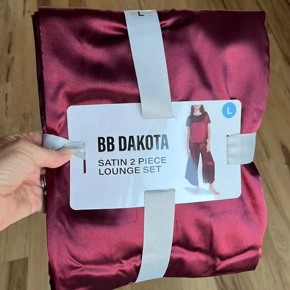 BB Dakota Pajamas Satin Silky Lounge Set Womens Elastic Wide Leg Pants Medium