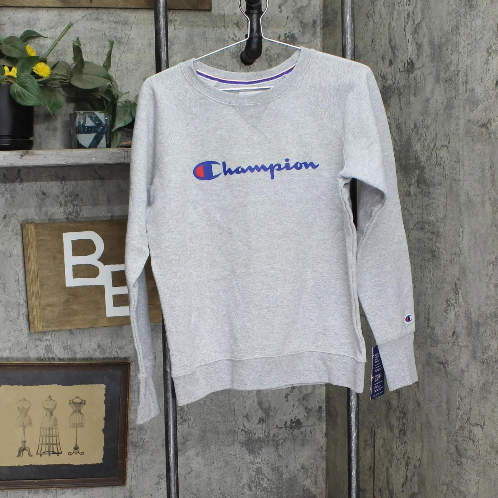 Champion Women's Powerblend Crew Graphic Sweatshirt GF567Y08113 Oxford Gray M