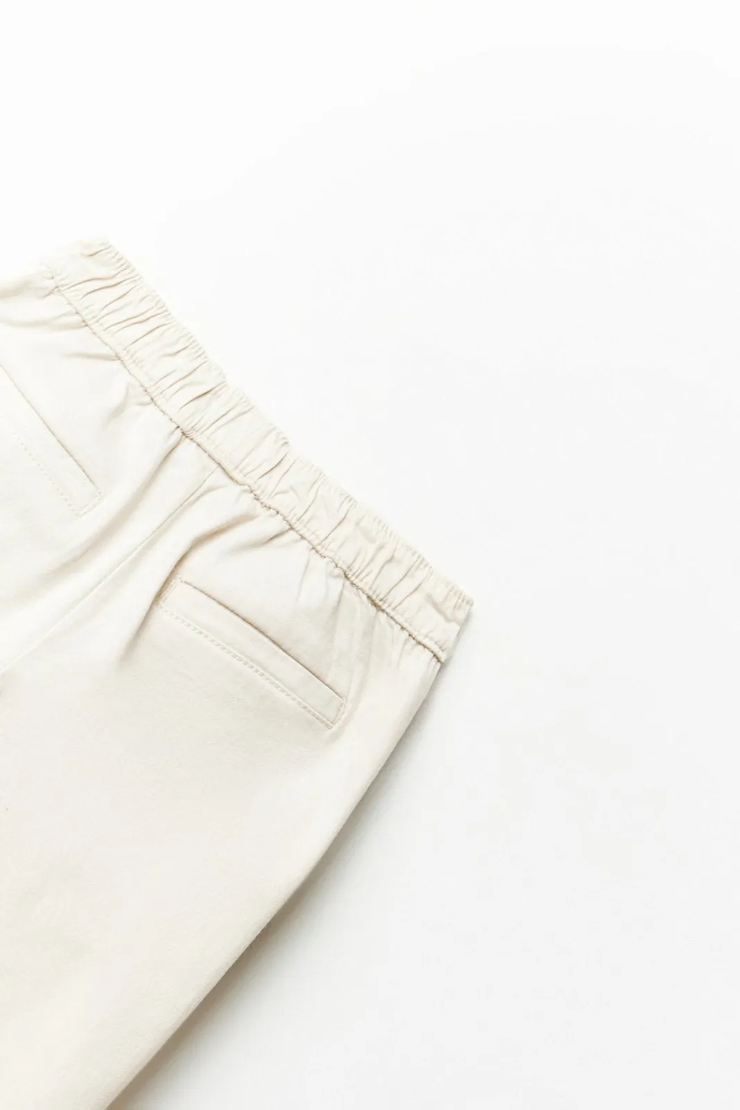 Comfort-fit chino trousers - Beige