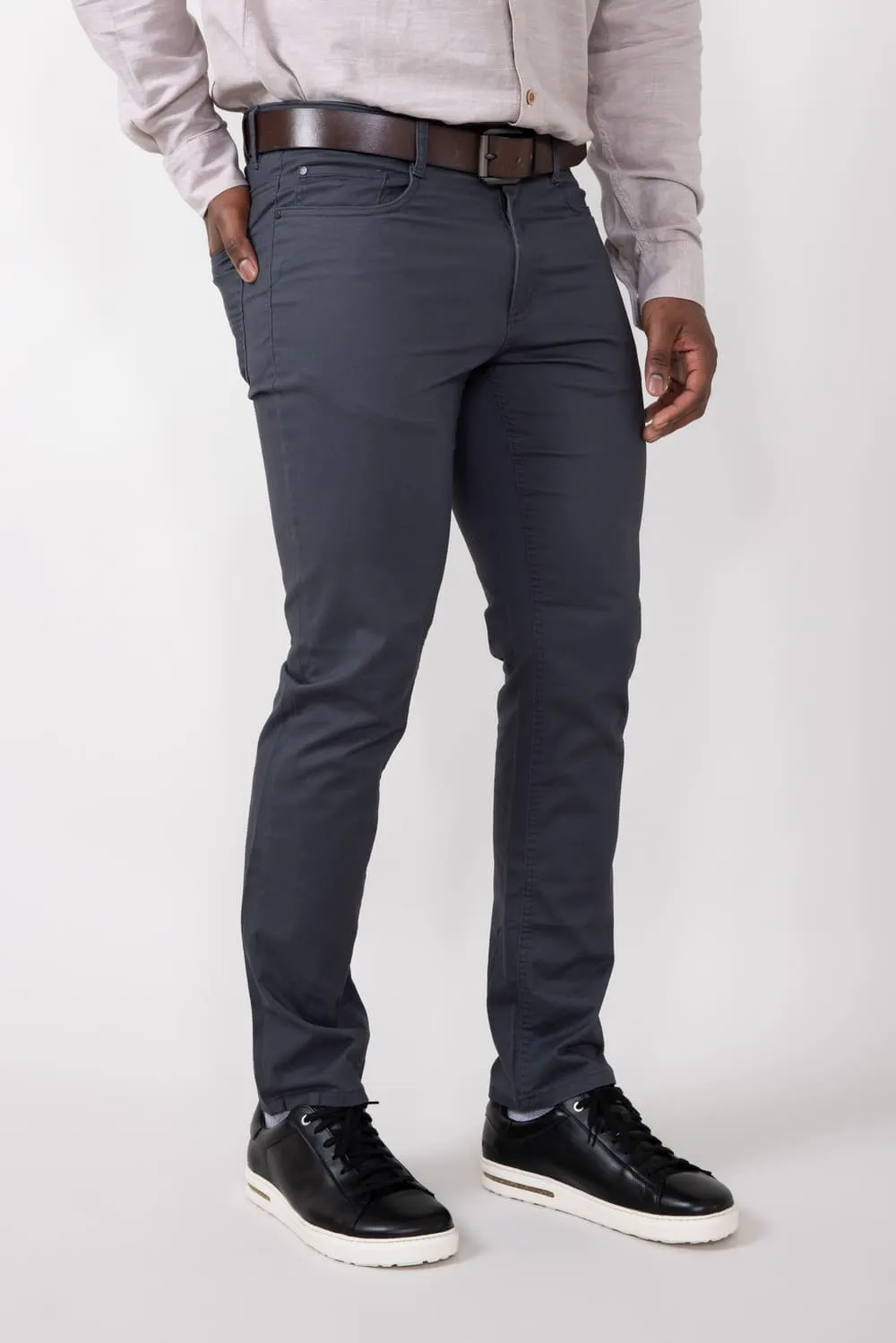 Copper & Oak Leaders Pants for Men in Iron | K4F817-079-IRON