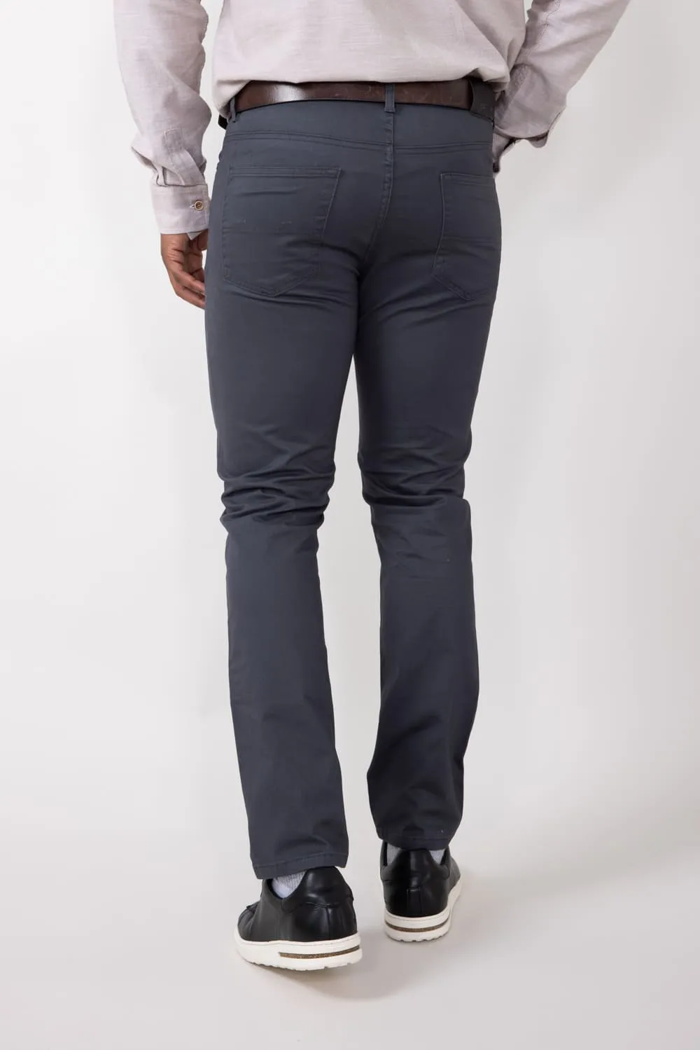 Copper & Oak Leaders Pants for Men in Iron | K4F817-079-IRON