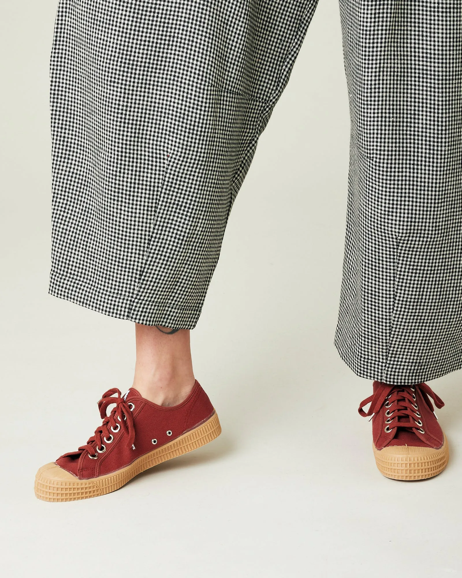 Daisy Black & Stone Micro Gingham Linen Trousers