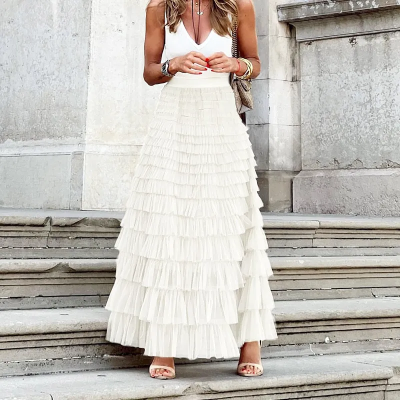 Elegant pleated skirt