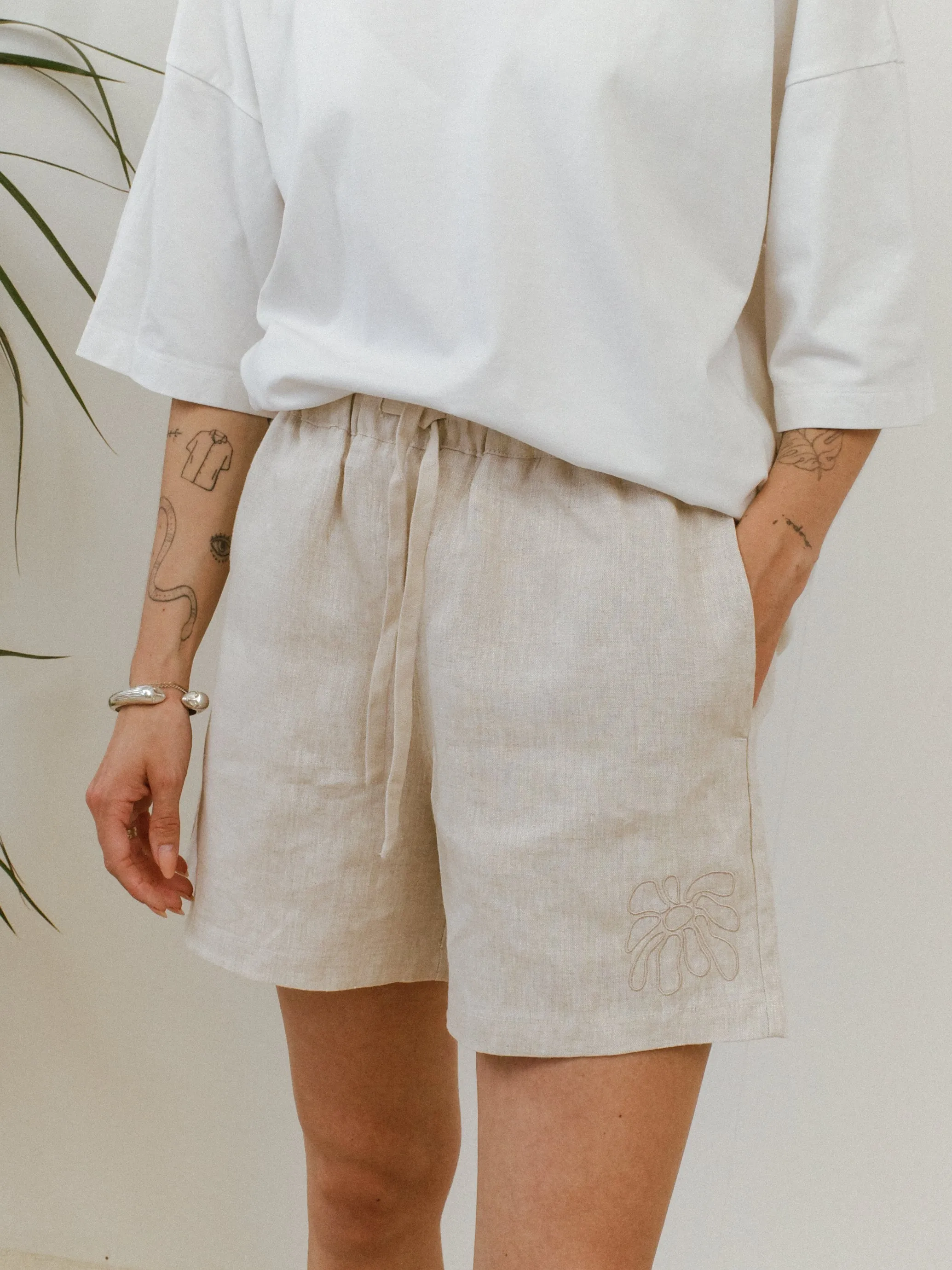 FLWRS Embroidered Linen Shorts - Natural