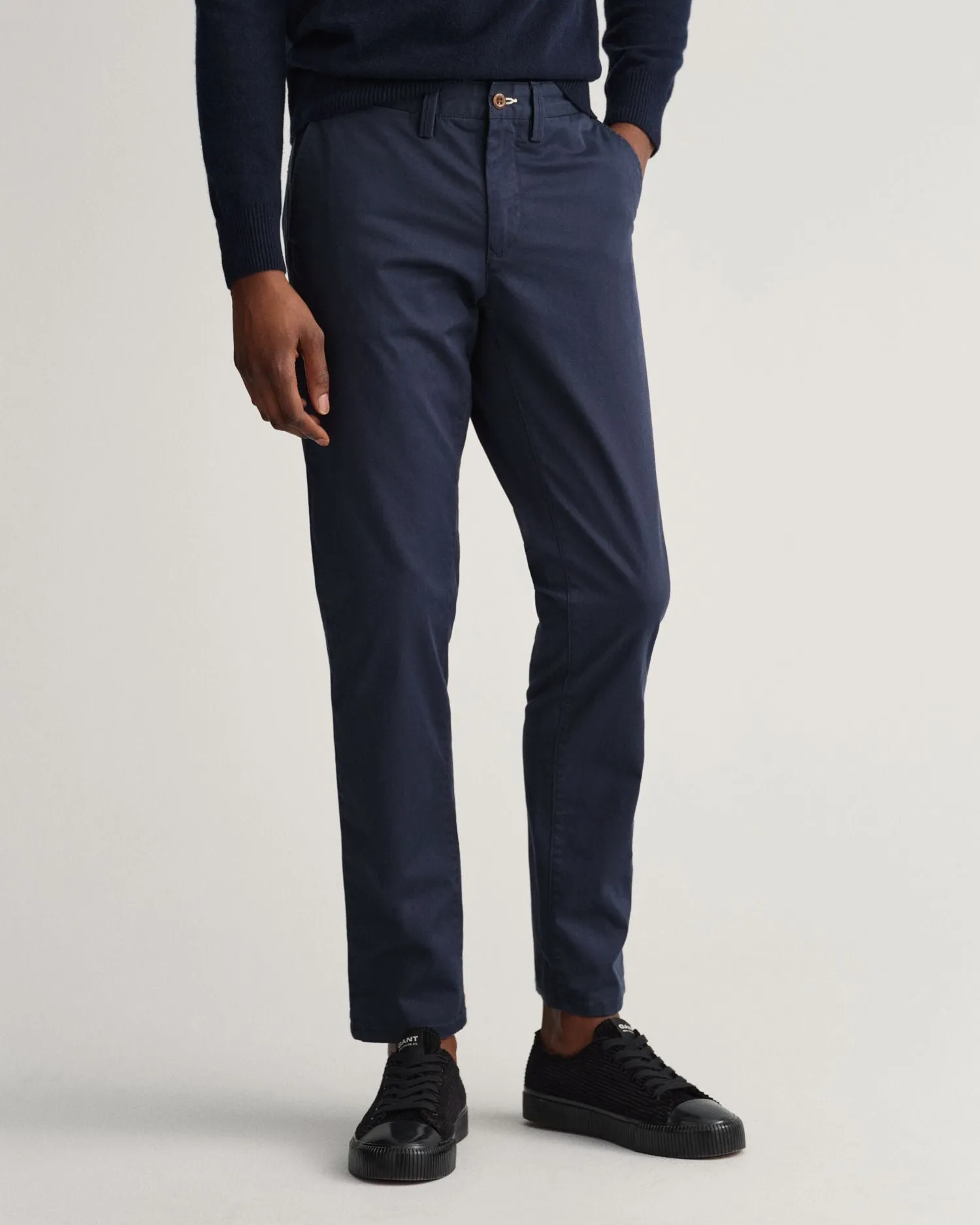 GANT - Hallden Slim Fit Twill Chino - Dark Khaki | Navy | Black