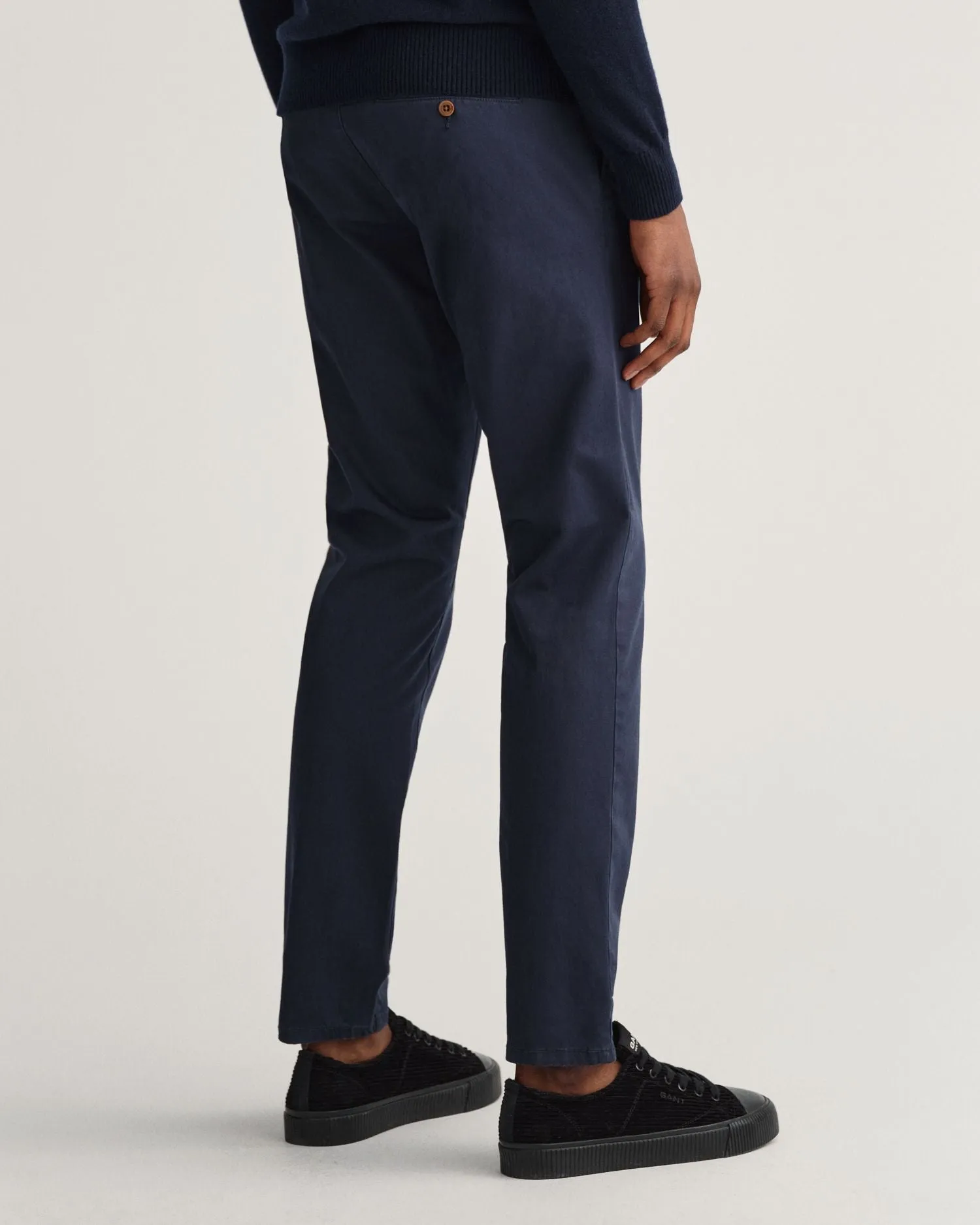GANT - Hallden Slim Fit Twill Chino - Dark Khaki | Navy | Black