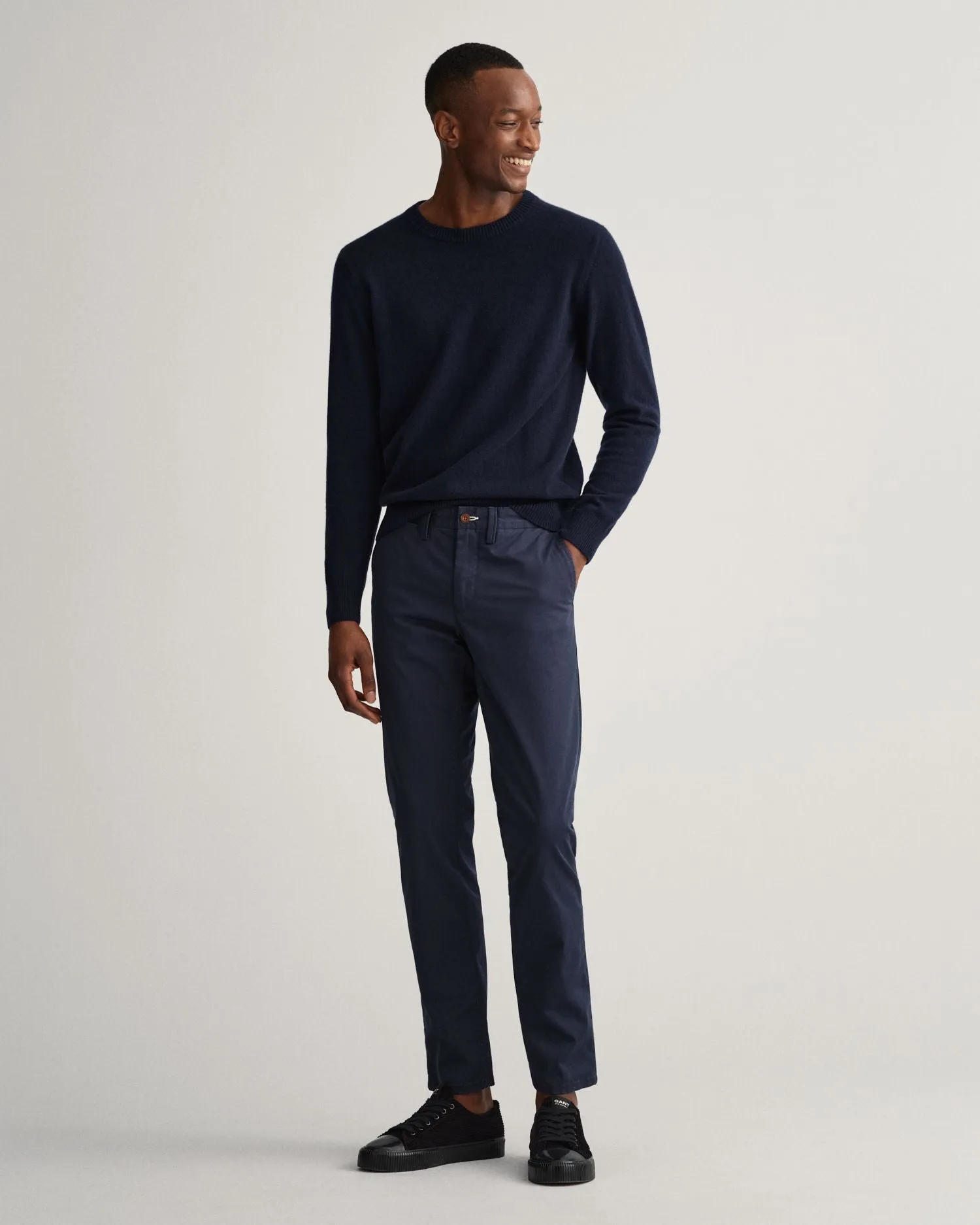 GANT - Hallden Slim Fit Twill Chino - Dark Khaki | Navy | Black