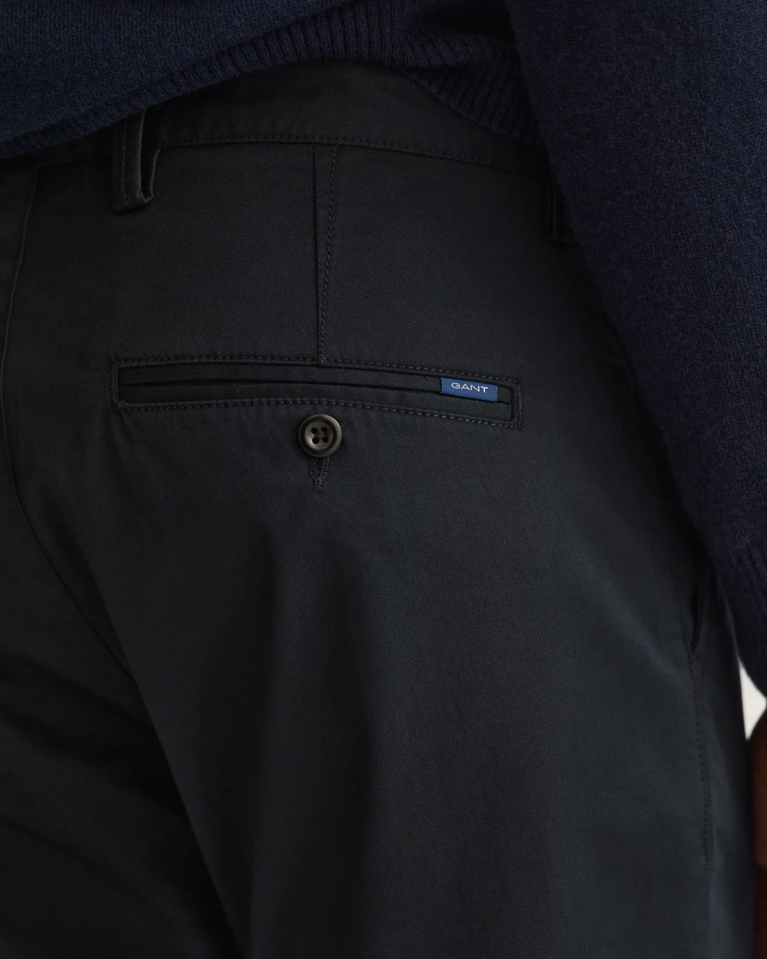 GANT - Hallden Slim Fit Twill Chino - Dark Khaki | Navy | Black