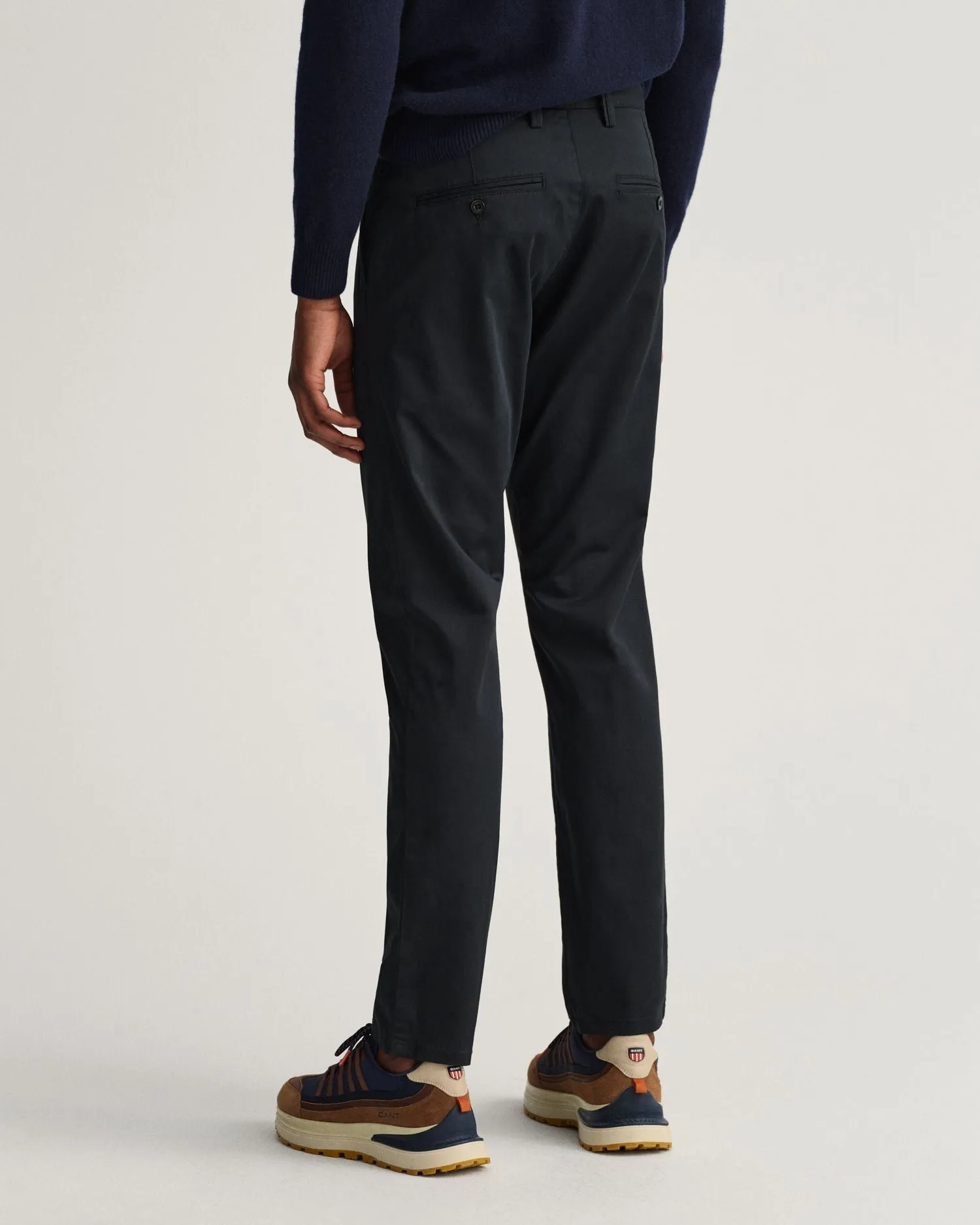 GANT - Hallden Slim Fit Twill Chino - Dark Khaki | Navy | Black