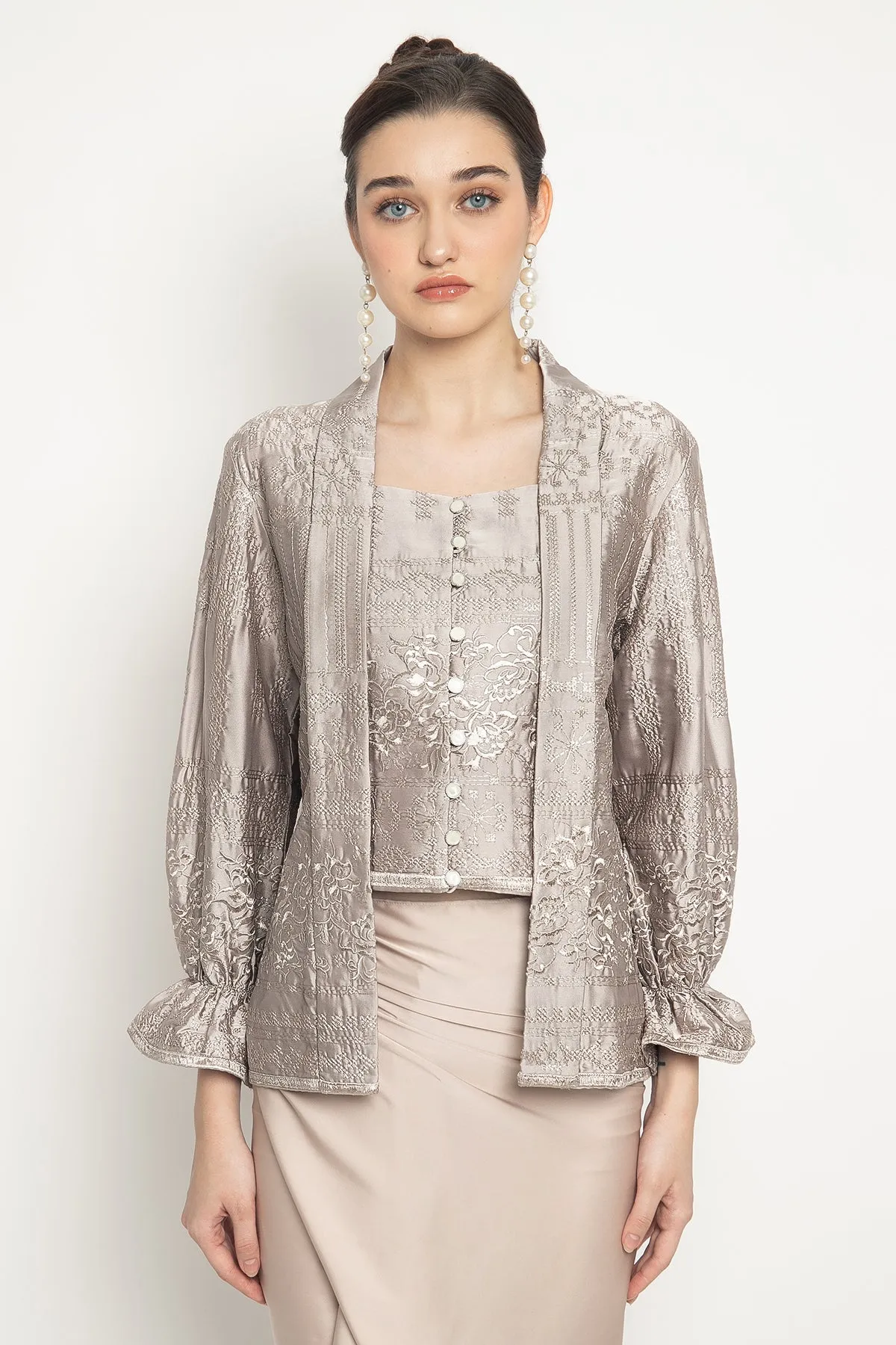 Geulis Kebaya Top in Mocha