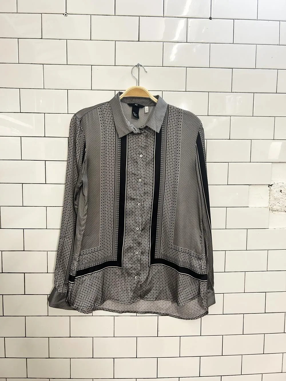 h&m satin scarf print blouse