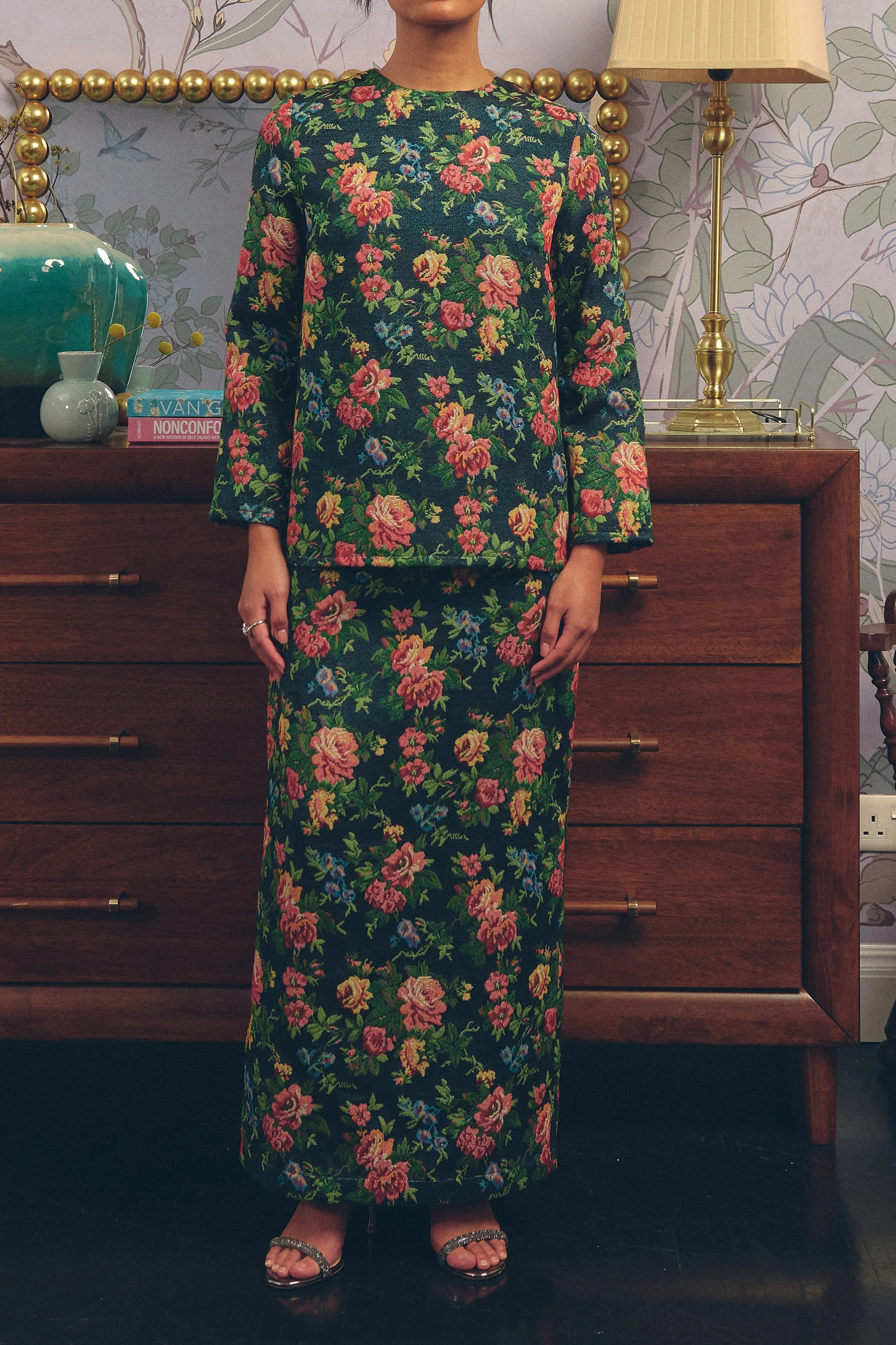 Heritage Brocade Skirt in Earl Grey