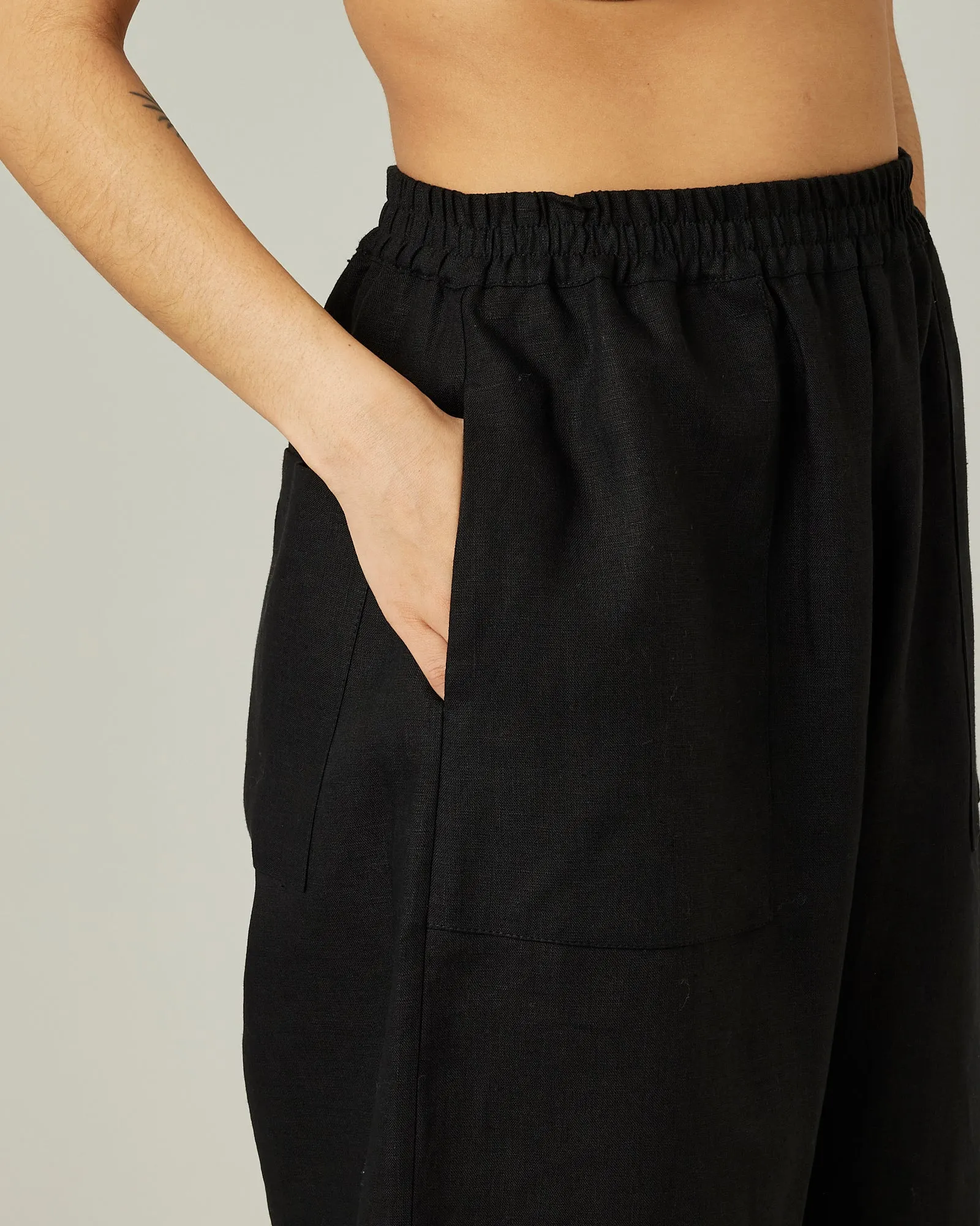 Huxley Black Linen Trousers