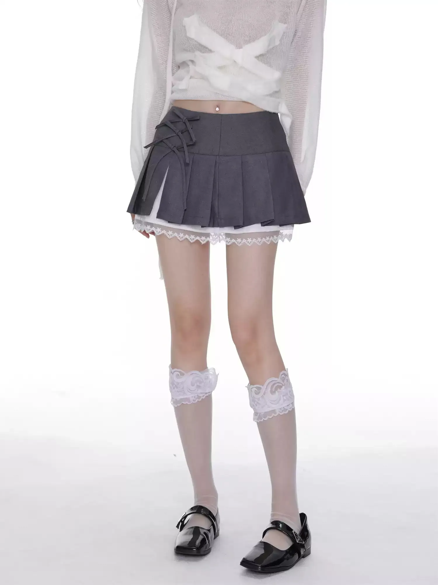 Lace stitching bow-knot pleated short skirt