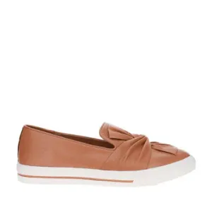 Le Sansa Issy/Izzy ~ Tan ~ Navy ~ Silver Grey ~ Leather Slip on
