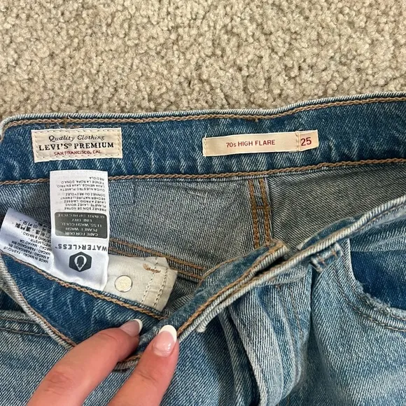 Levi's '70s High Flare Jeans Light Wash - You And I