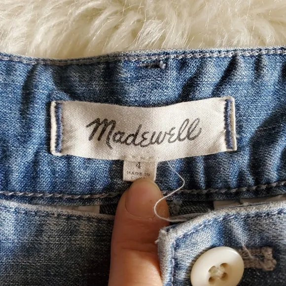 Madewell Pleated Taper Wide Leg Jeans Size 4