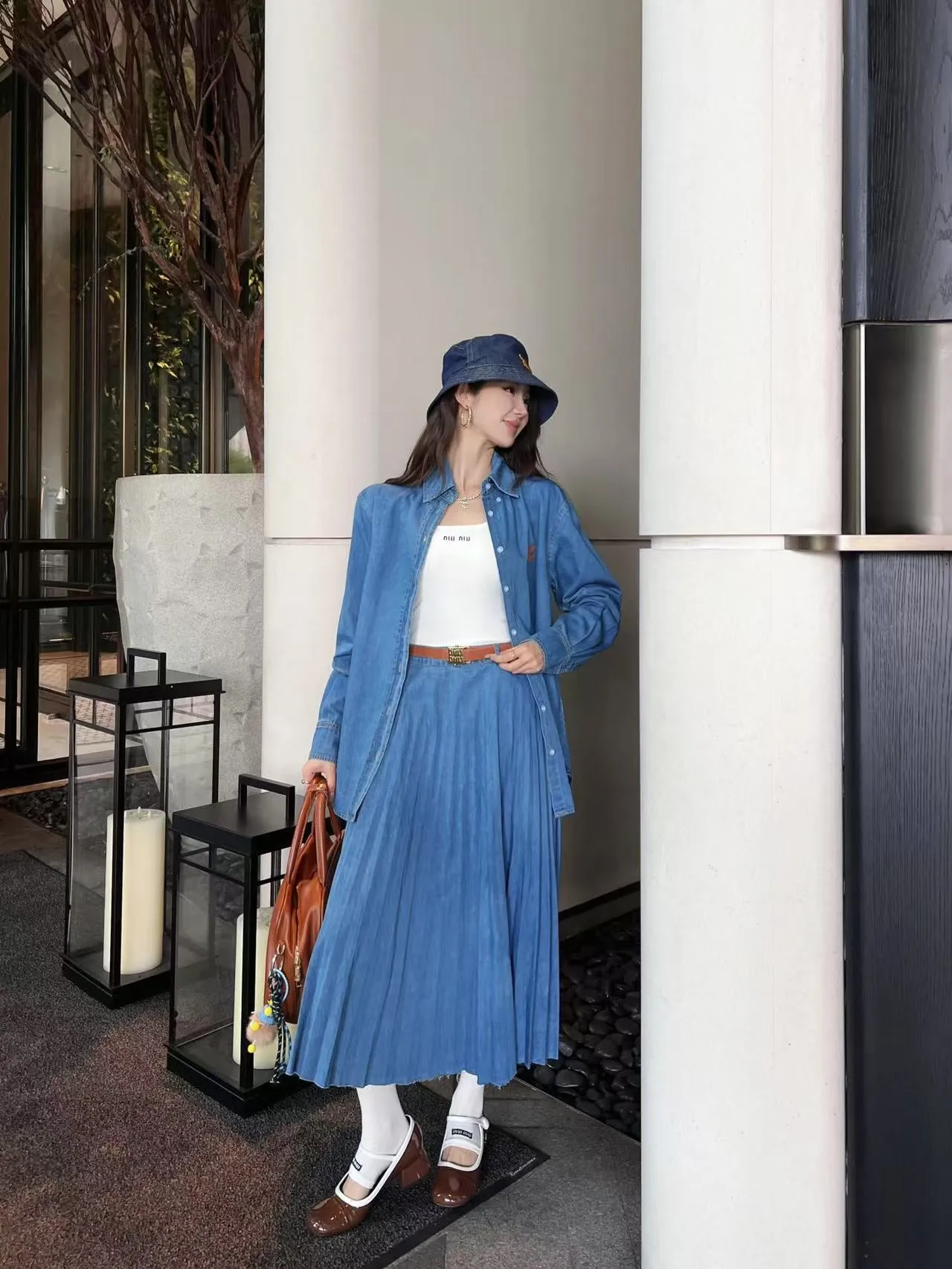 MU 25 new denim skirt