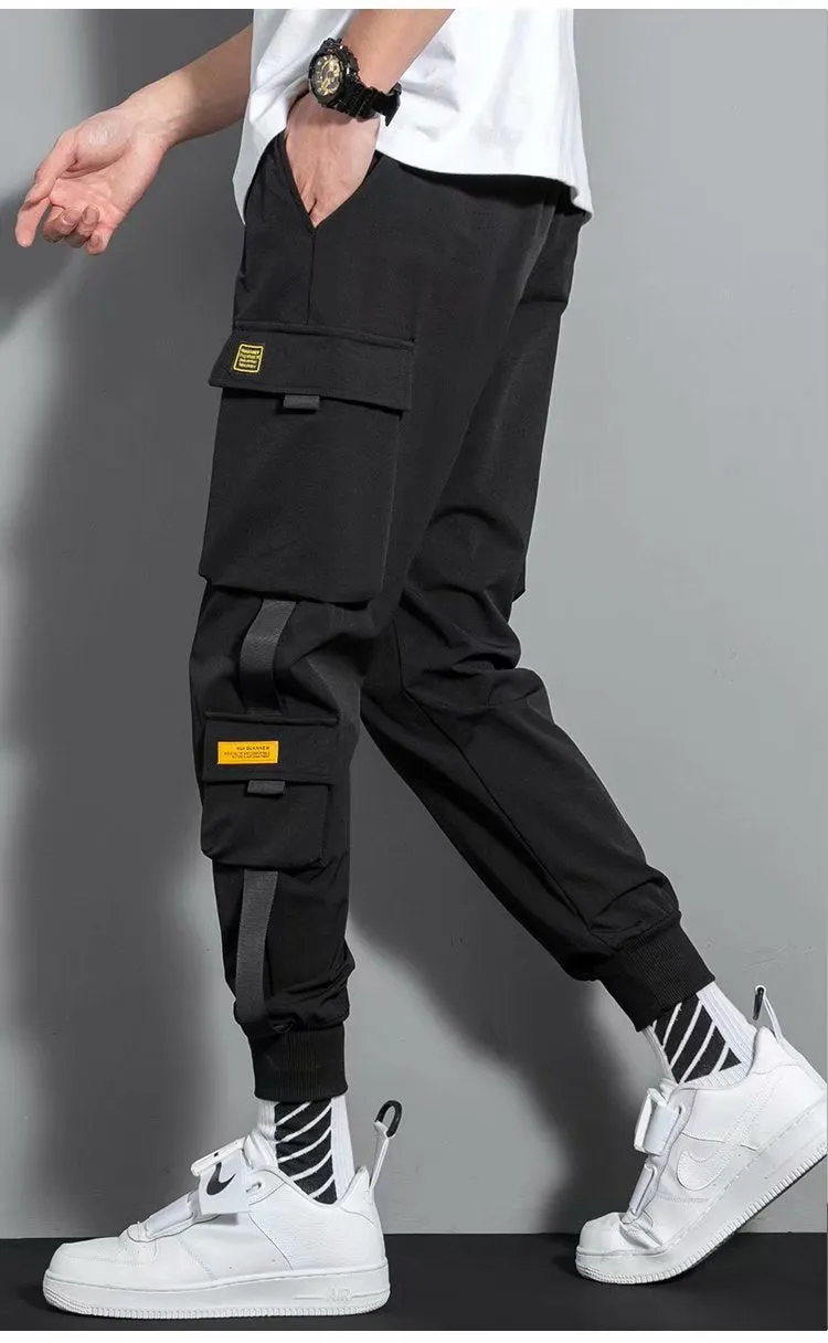 Multi Flap Pocket Tapered Joggers M00007