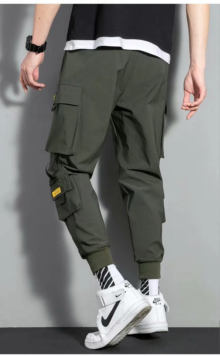 Multi Flap Pocket Tapered Joggers M00007