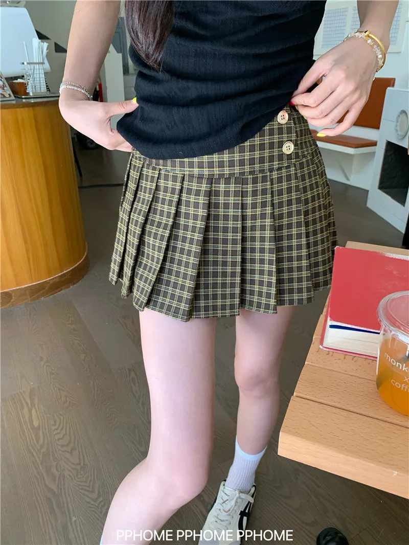 plaid pleated mini skirt