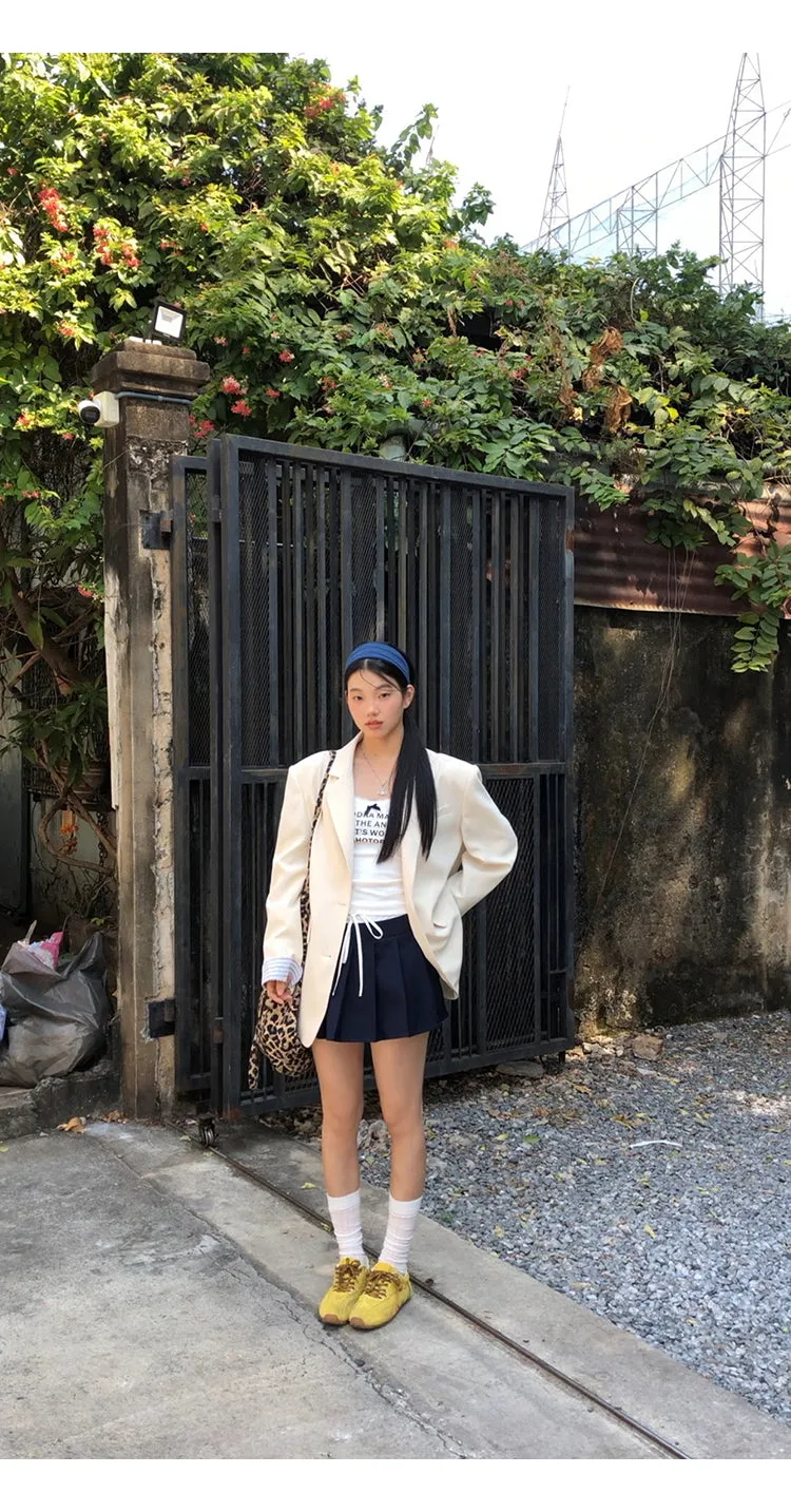 pleated hip skirt