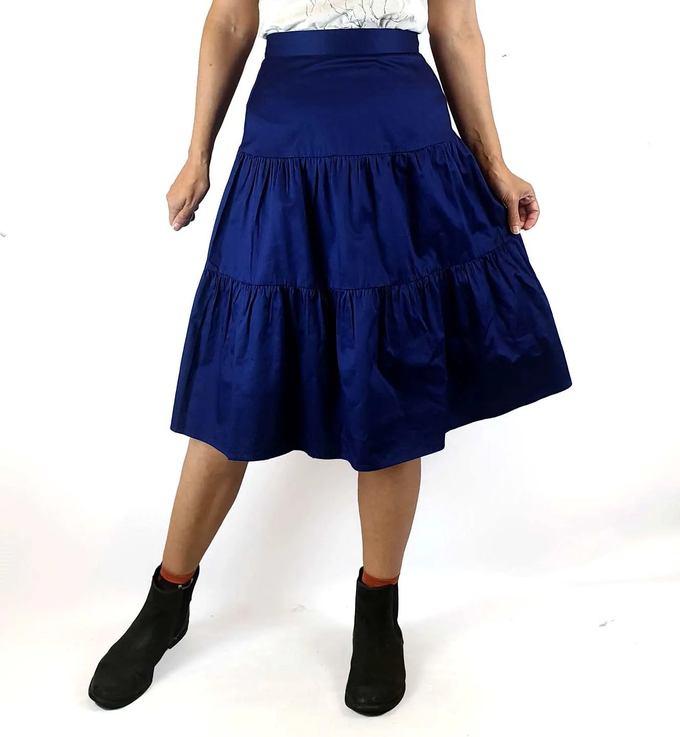 Princess Highway deep blue pleated skirt size 8