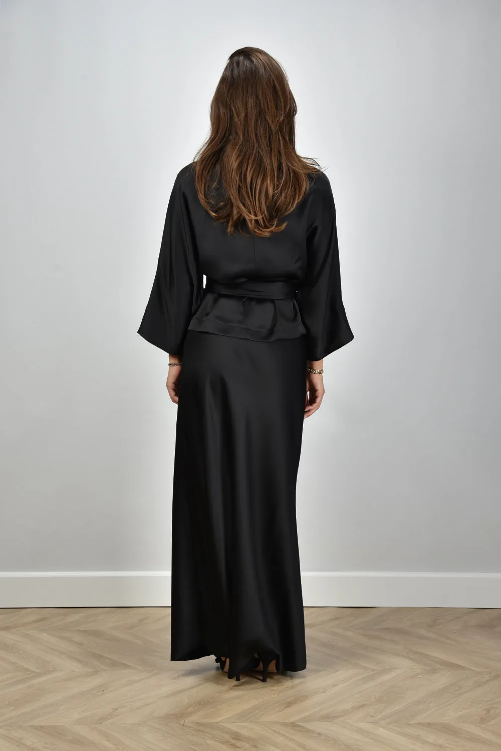 Sea Me Happy top Alaya Satin black