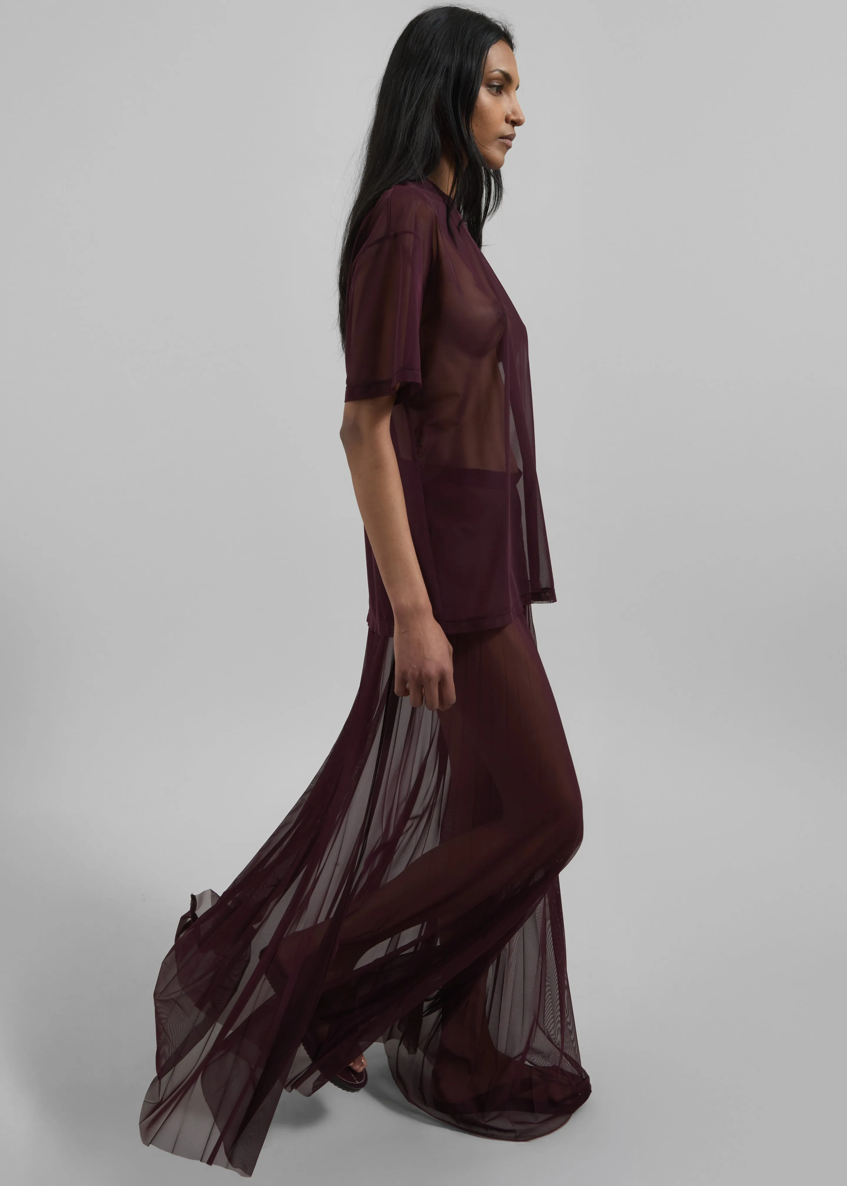 Vallen Pleated Mesh Maxi Skirt - Burgundy
