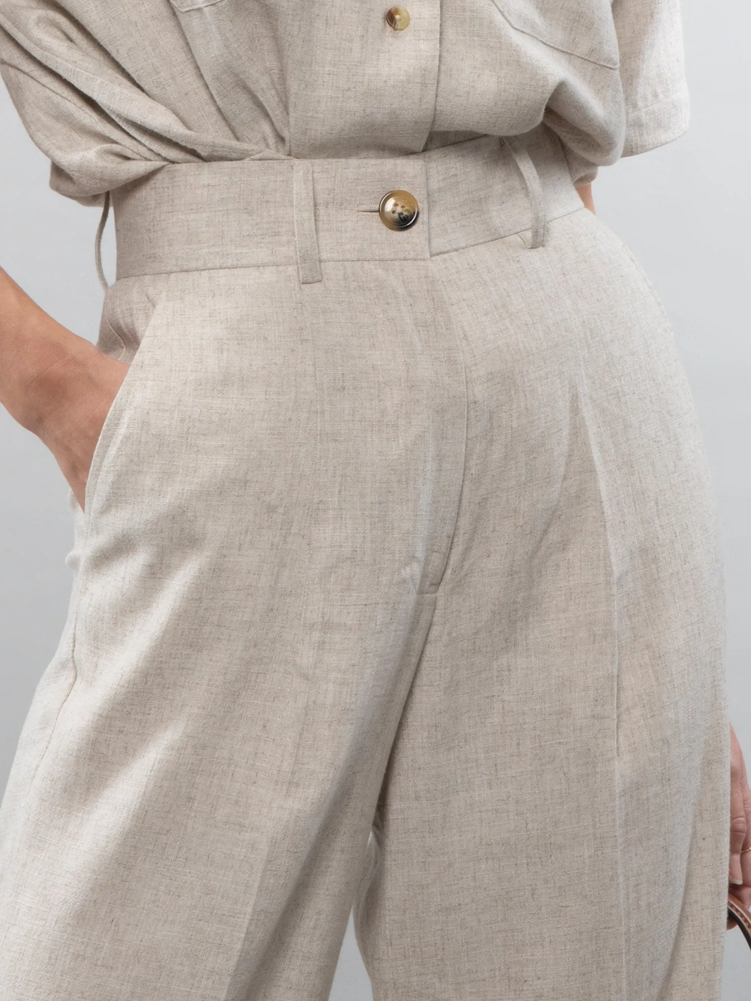 Wide-leg linen pants