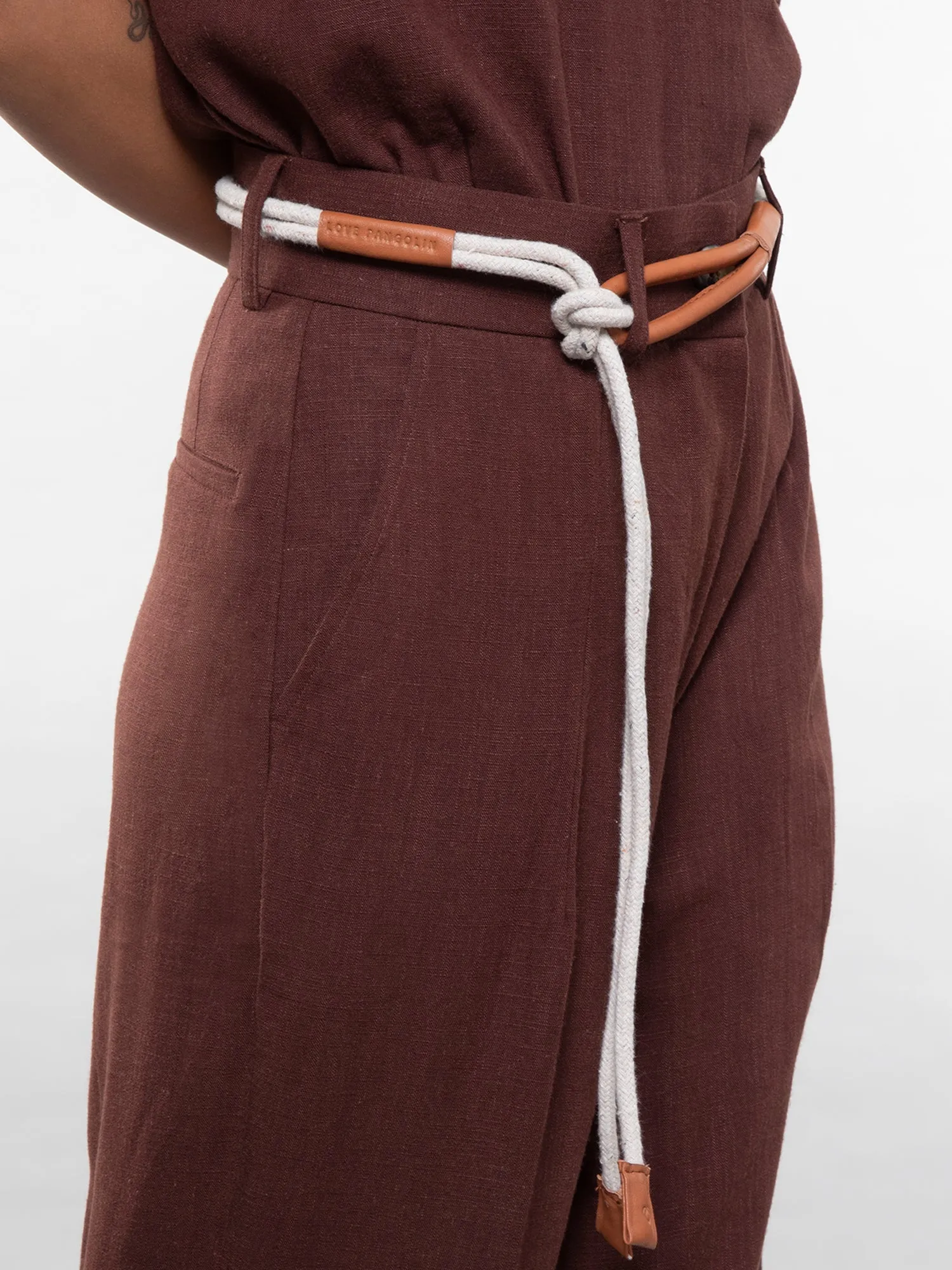 Wide-leg linen pants