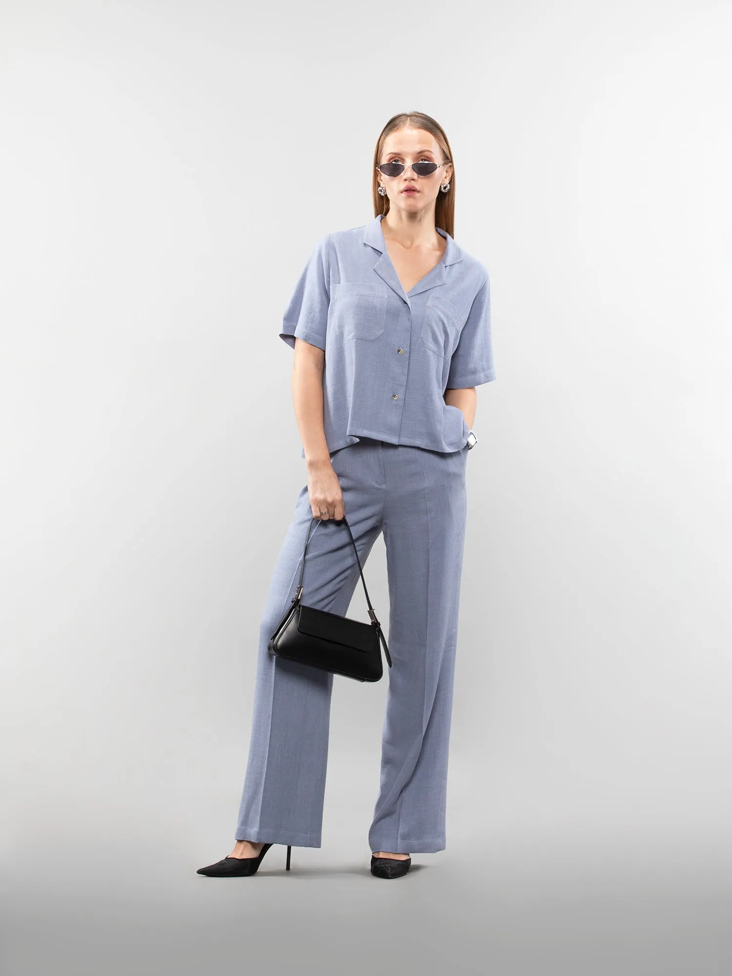 Wide-leg linen pants