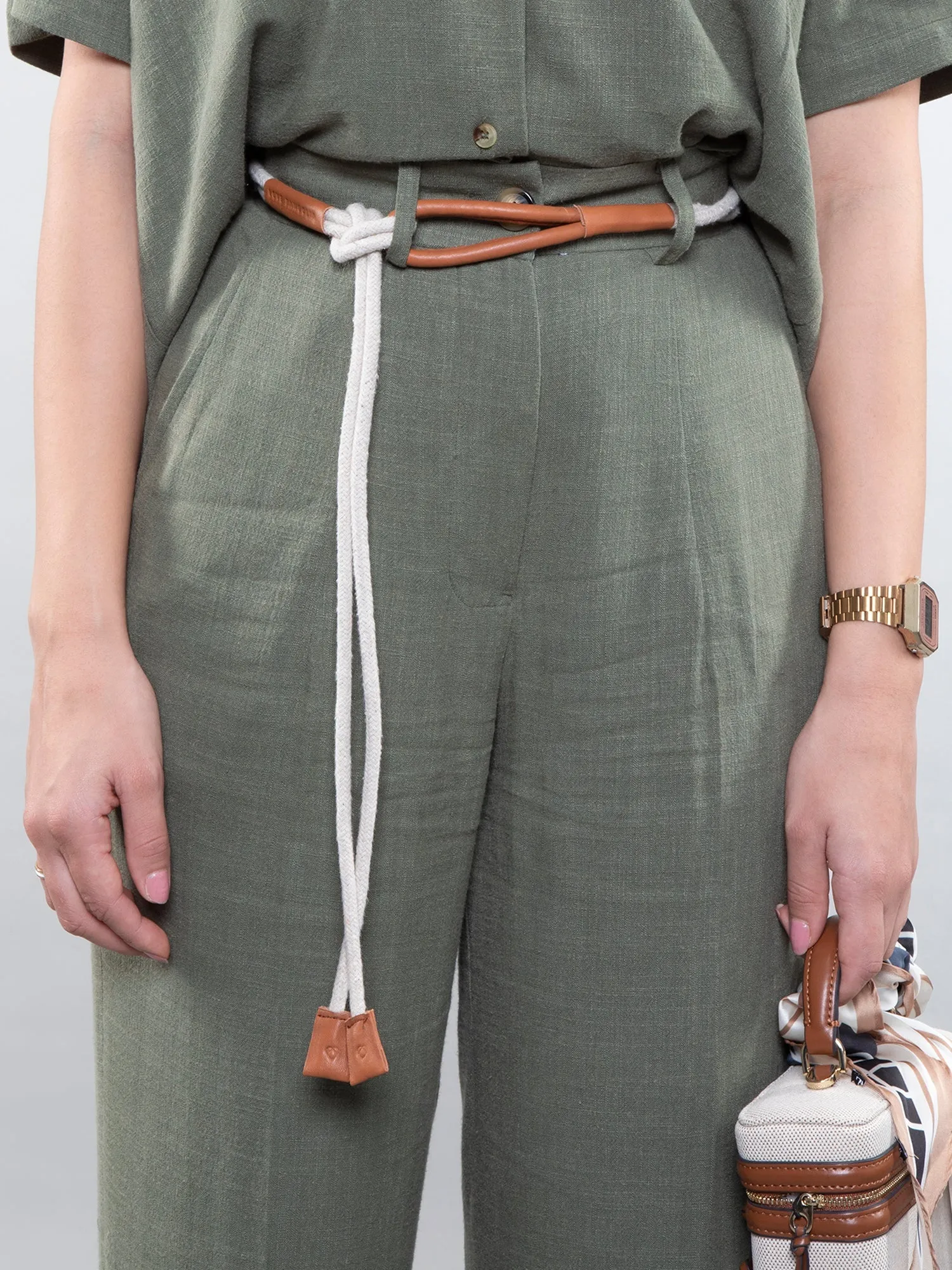 Wide-leg linen pants