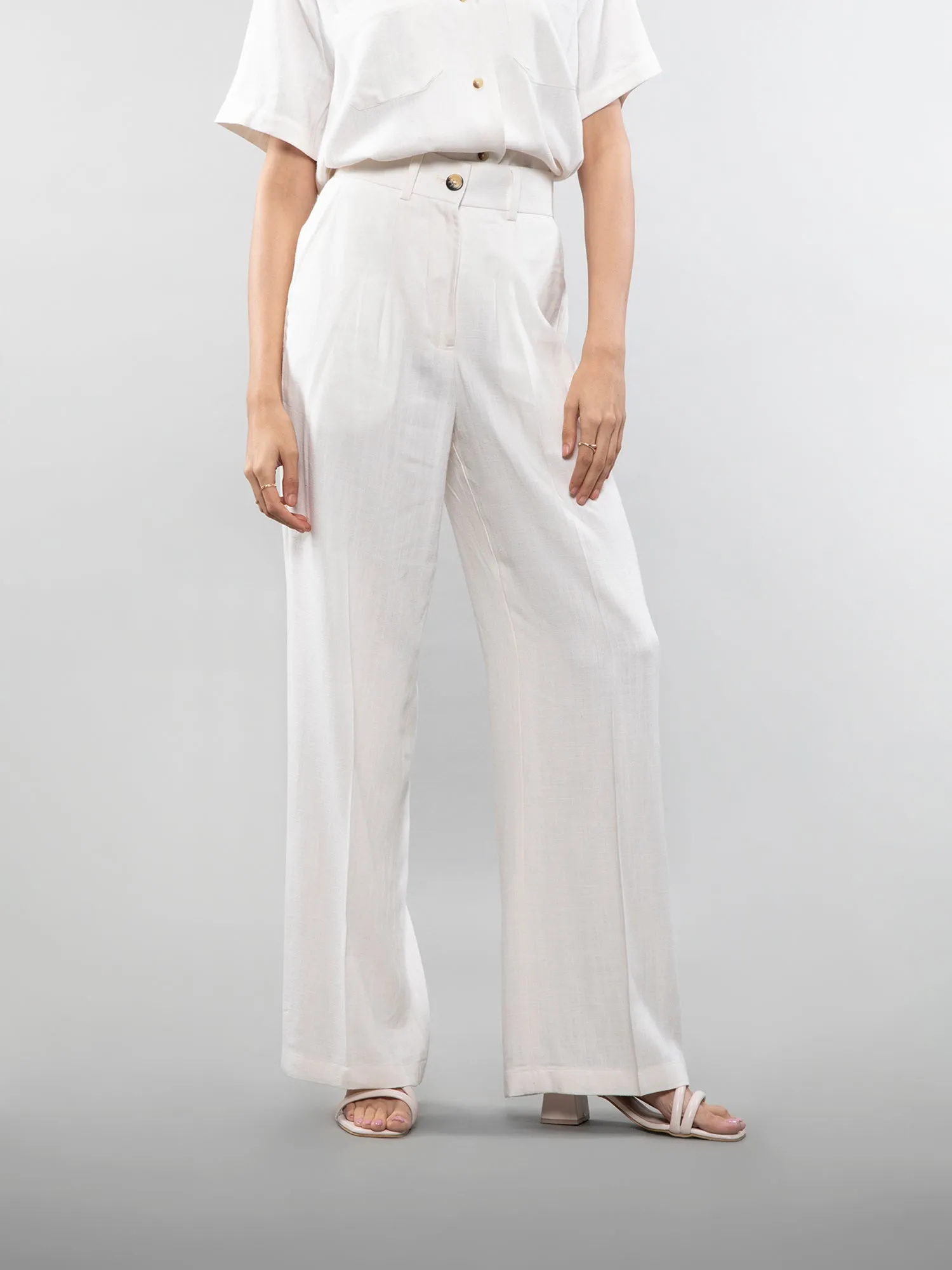 Wide-leg linen pants
