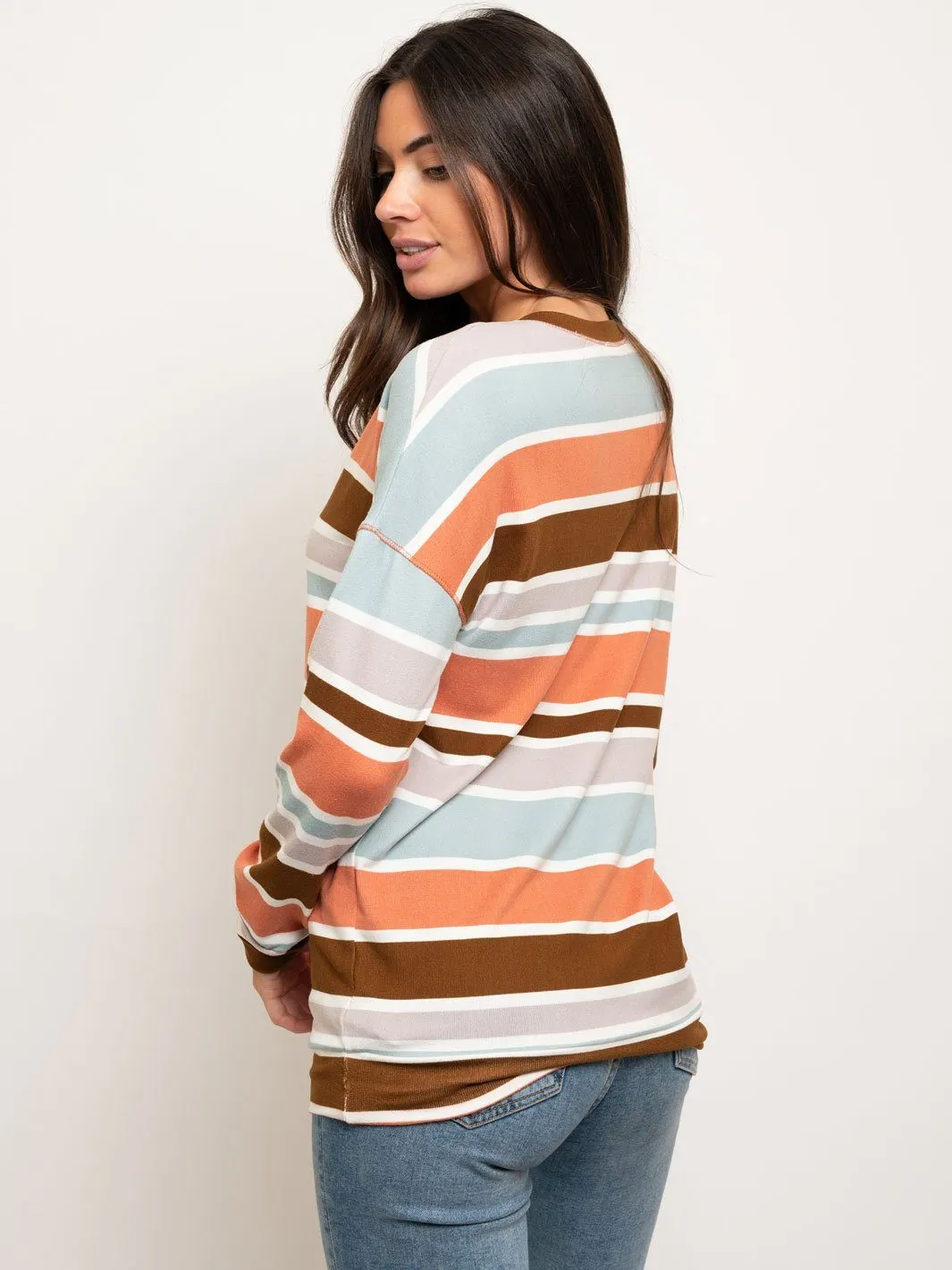 WOMEN'S BUTTON POINT LONG SLEEVE TOP
