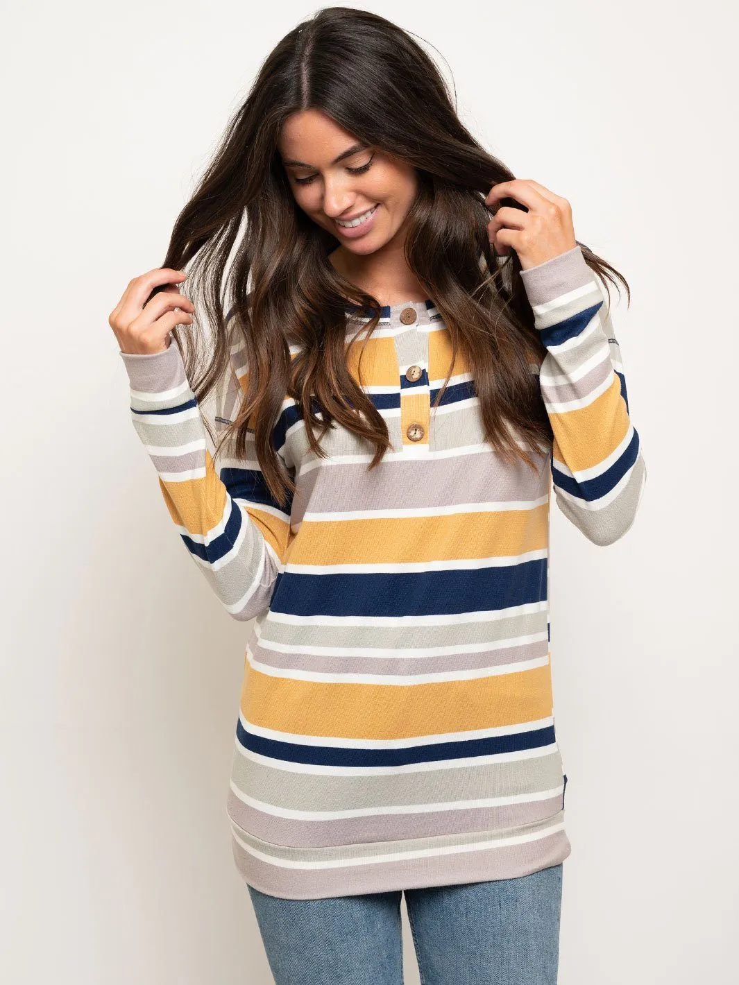 WOMEN'S BUTTON POINT LONG SLEEVE TOP