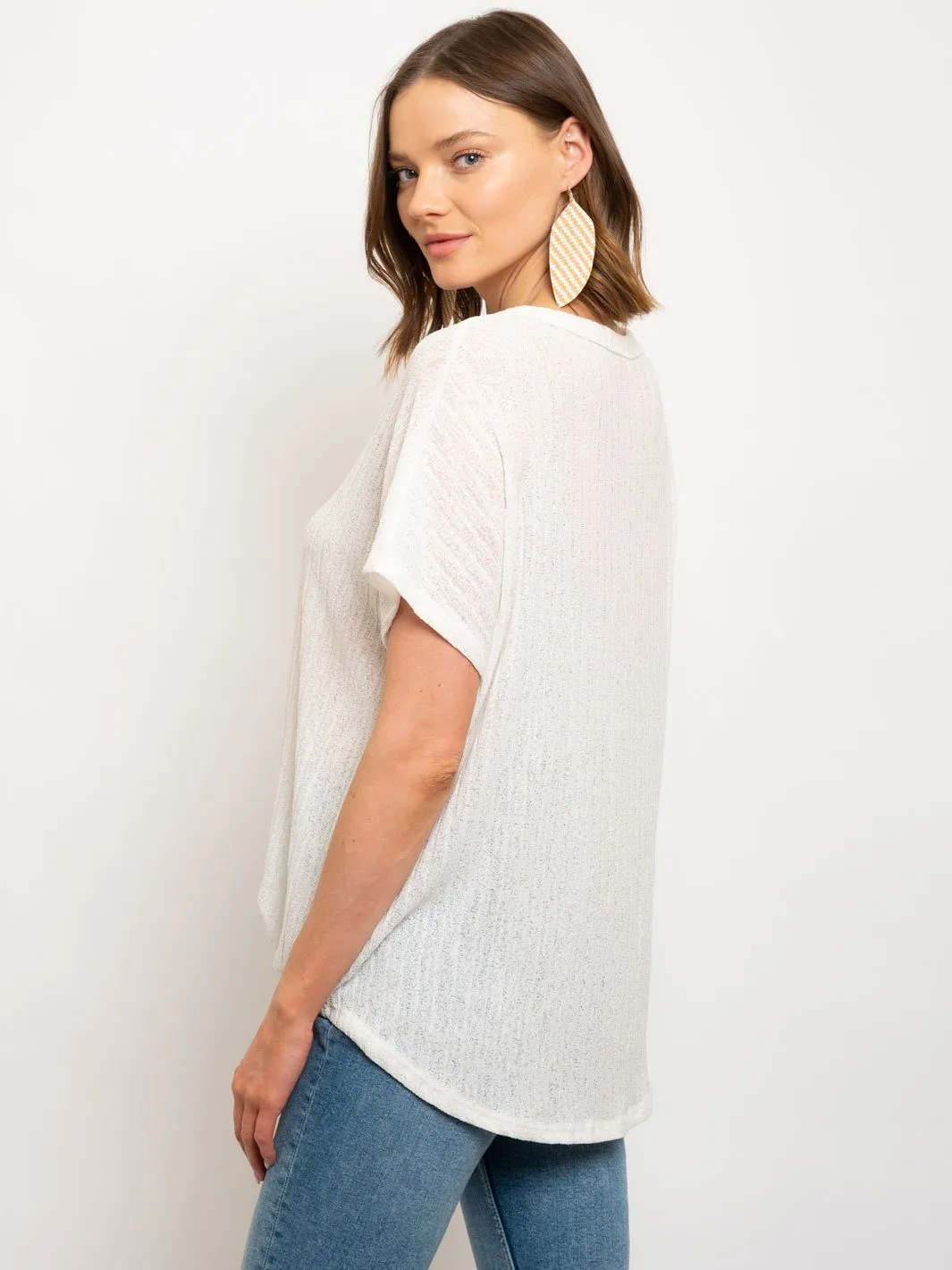 WOMEN'S CREPE RIB WOOD BUTTON DOWN TIE FRONT KNIT TOP