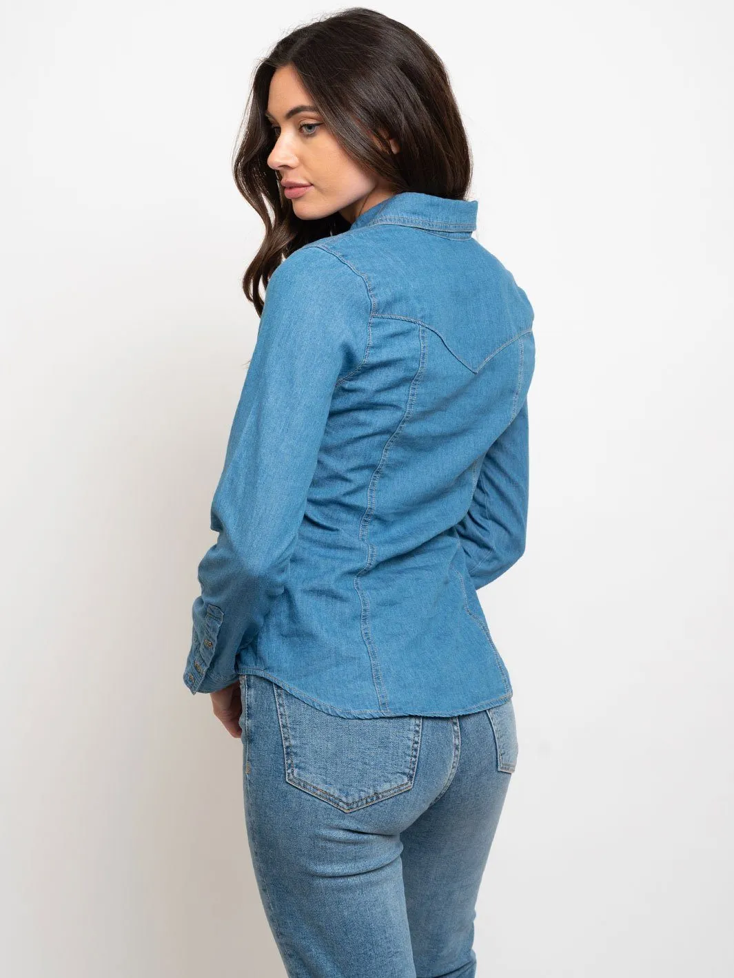 WOMEN'S DENIM WASH LONG SLEEVE BUTTON UP TOP