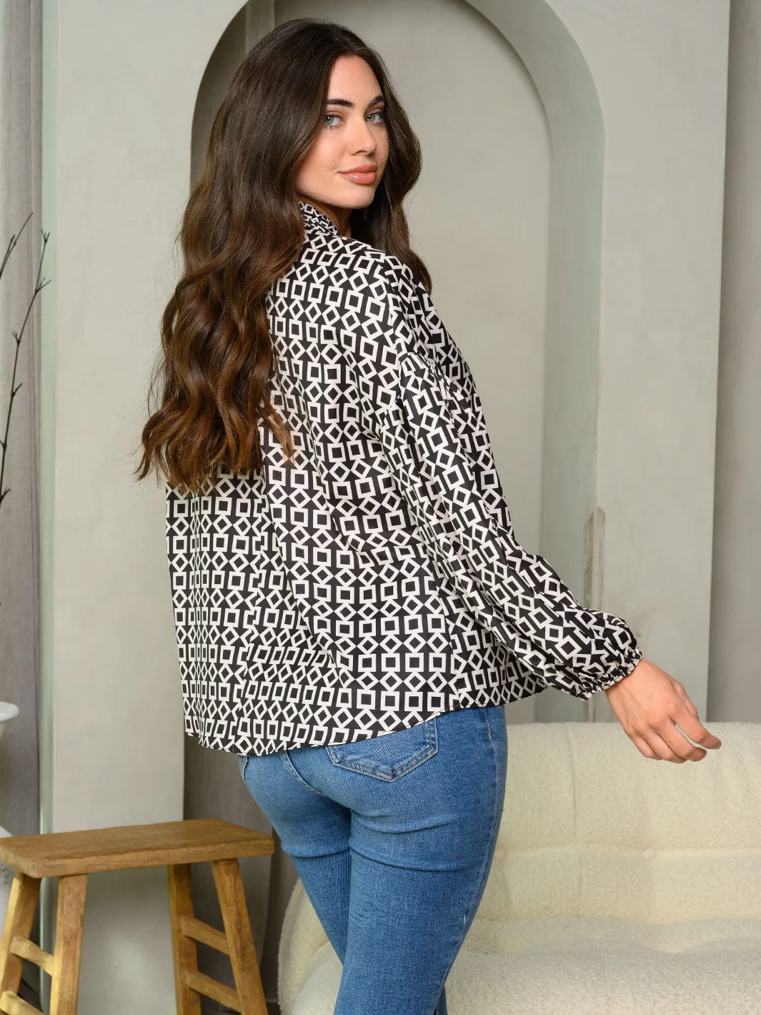 WOMEN'S LONG SLEEVE FRONT TIE BUTTON UP BLOUSE TOP