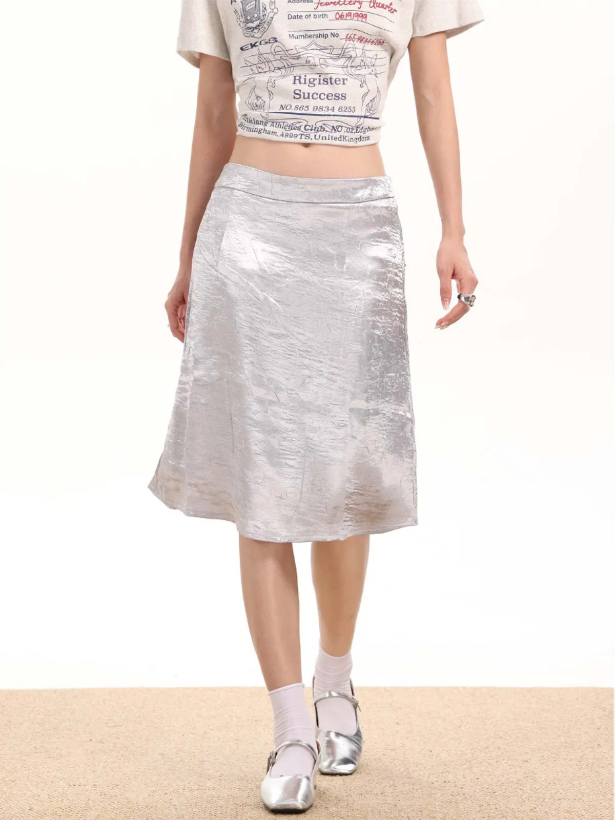 Wrinkled texture pleated short skirt